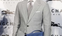 圈内爆料杨洋易烊千玺,揭秘娱乐圈的神秘友谊